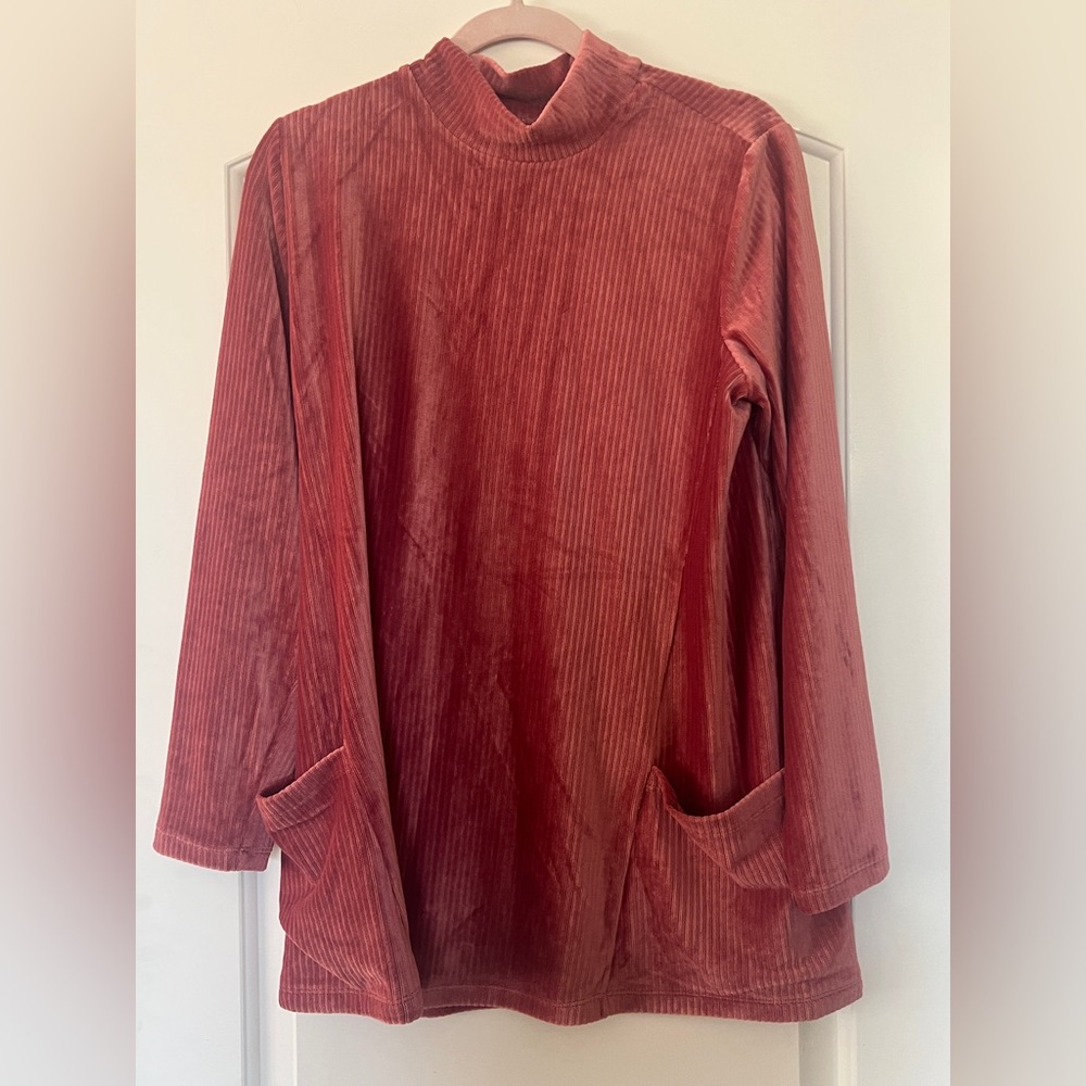 Susan Graver Velvet Tunic in Deep Pink